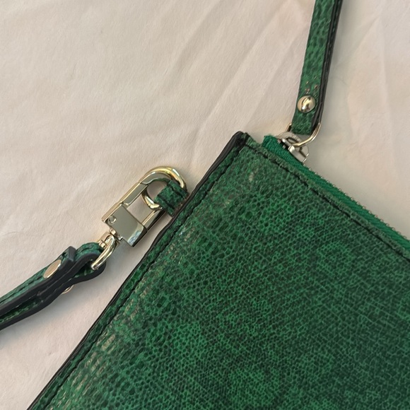 Sophia Tablet Clutch - Picture 3 of 10